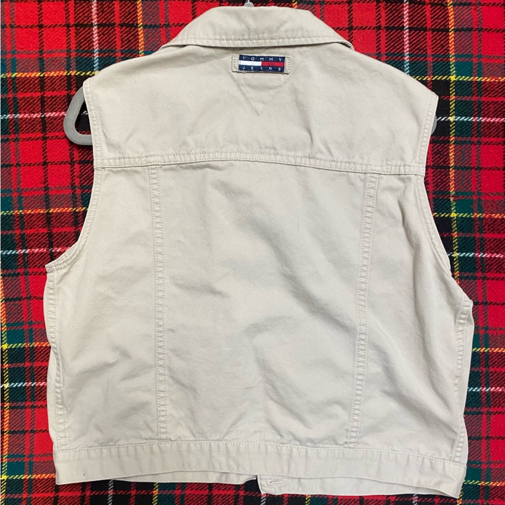 Tommy Hilfiger Beige Vest with Plaid Accent - Picture 4 of 4